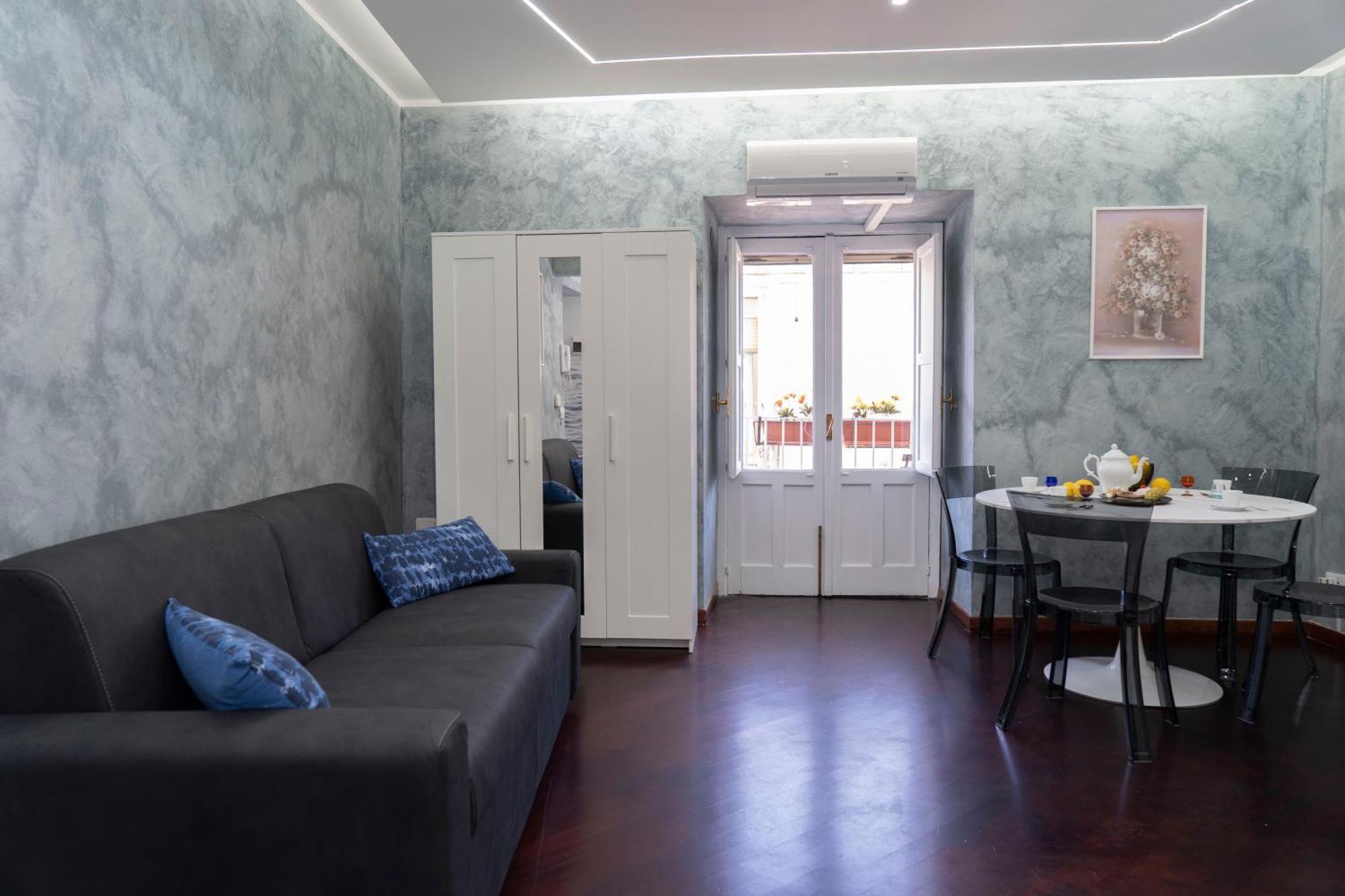 Etna Timeo Central Apartment In Baroque Building Катания Экстерьер фото